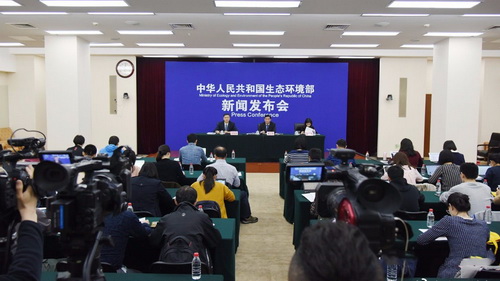 全國砂石開采、加工、運輸?shù)日涡袆觼硪u！—— 今天起，生態(tài)環(huán)境部組織2.2萬人次開展新一輪強化監(jiān)督！