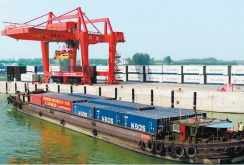 河南再開新精品航線，砂石運(yùn)輸直達(dá)長江口