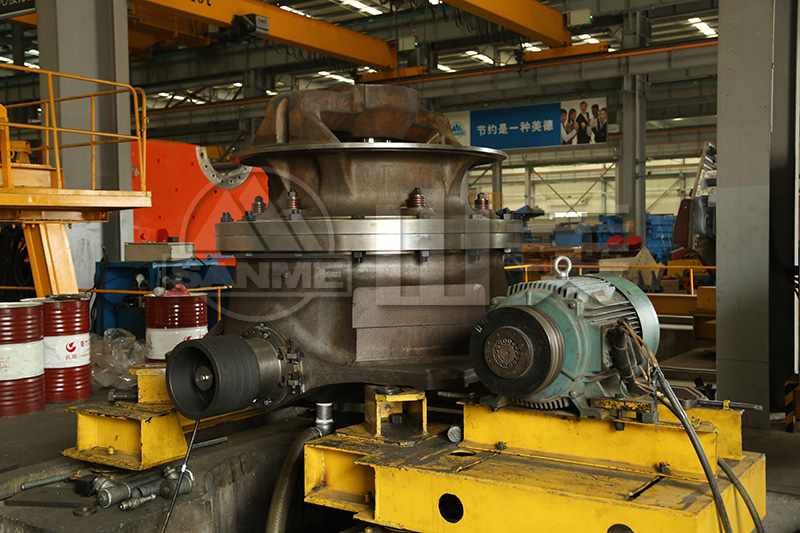 多缸圓錐破碎機(jī)破碎鵝卵石有什么優(yōu)點(diǎn)？