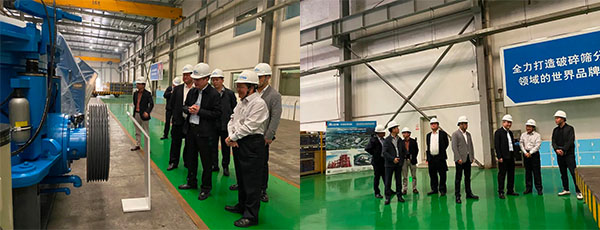 奉賢區(qū)人大常委會黨組書記、主任張培榮一行蒞臨上海山美股份開展“優(yōu)環(huán)境、穩(wěn)經(jīng)濟”大走訪大調(diào)研