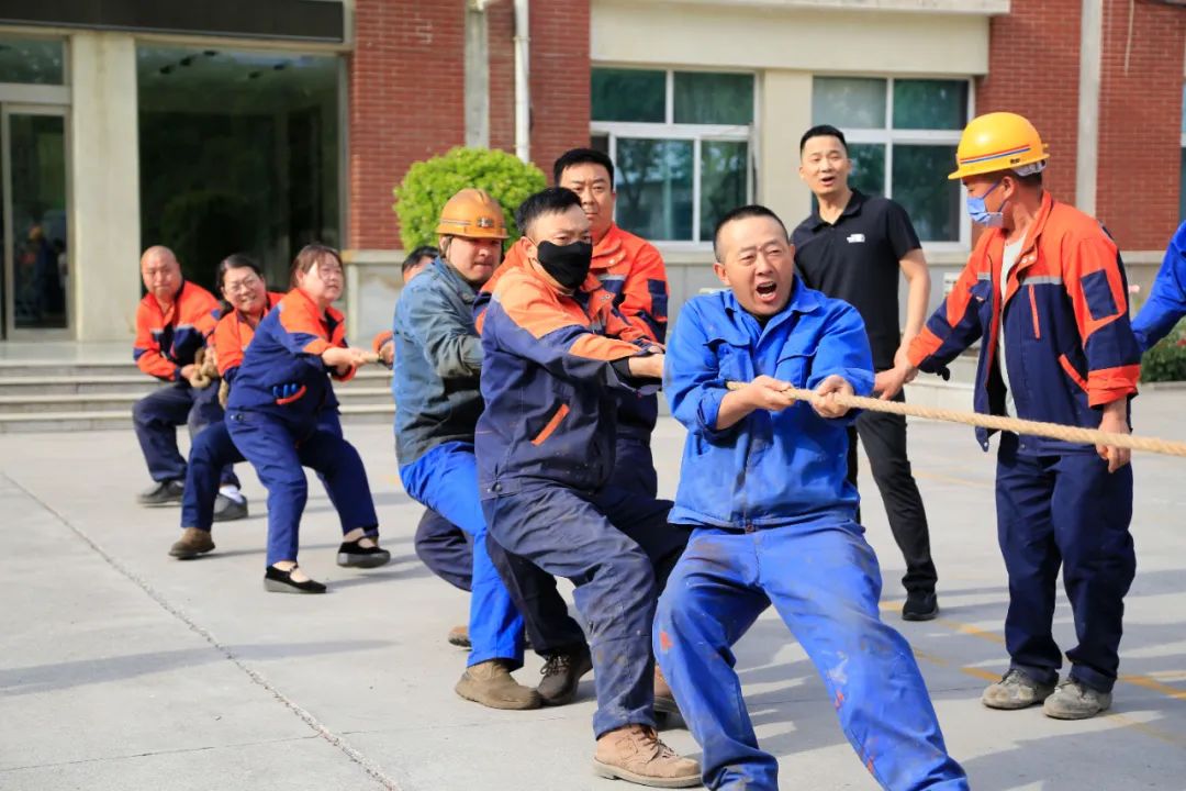 上海山美股份2025春季運(yùn)動會火熱啟幕！拔河、籃球預(yù)賽燃情開戰(zhàn)